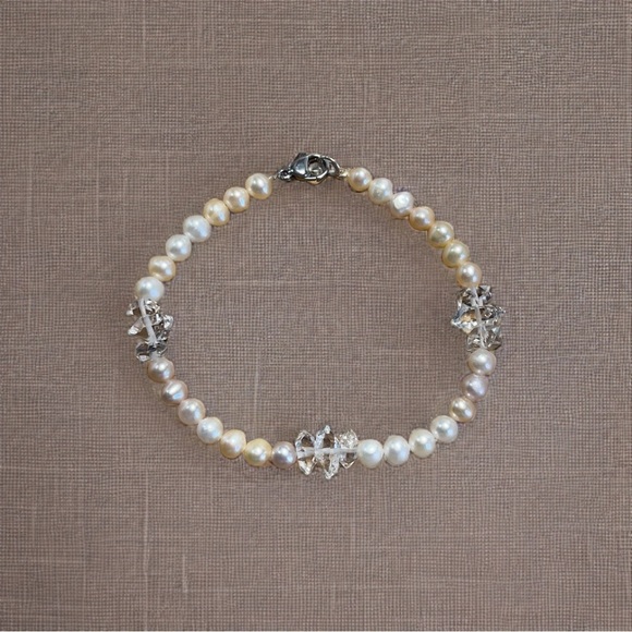 Hand Made Diamond Freshwater Pearl Bracelet - Picture 4 of 7